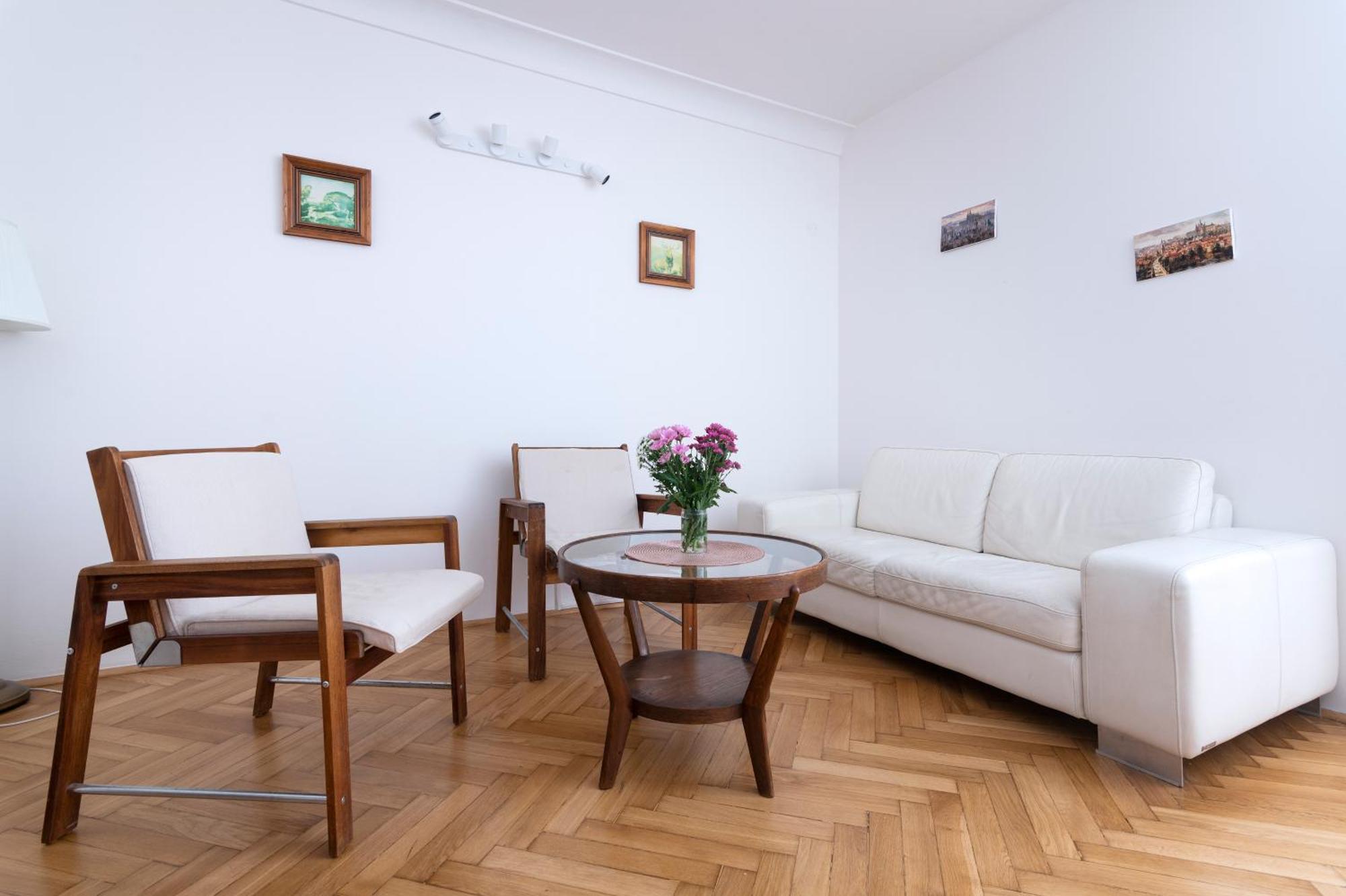 Historic Spirit At Under The Castle Apartment Prague